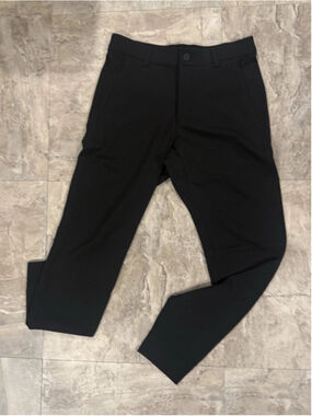 NWT UNRL Black Halifax Performance Golf Dress Mens Pants Small 29-31